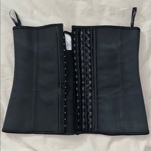 waist trainer ⌛️